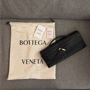 Bottega Veneta Black Andiamo Clutch
